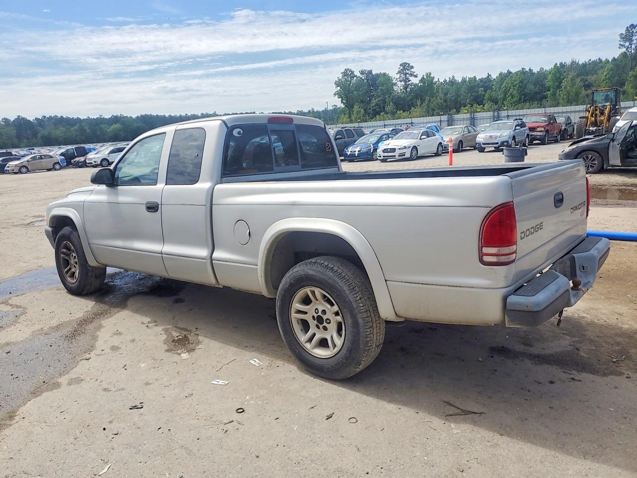 2003 DODGE DAKOTA SXT photo 3