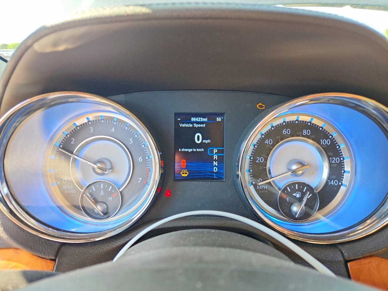 2013 CHRYSLER 300C photo 9