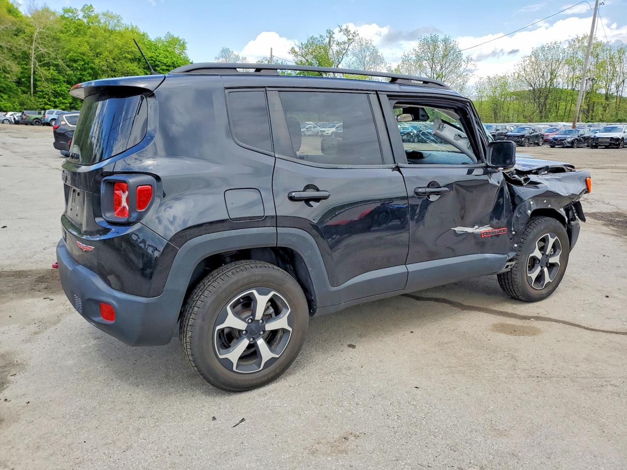 2019 JEEP RENEGADE TRAILHAWK photo 5