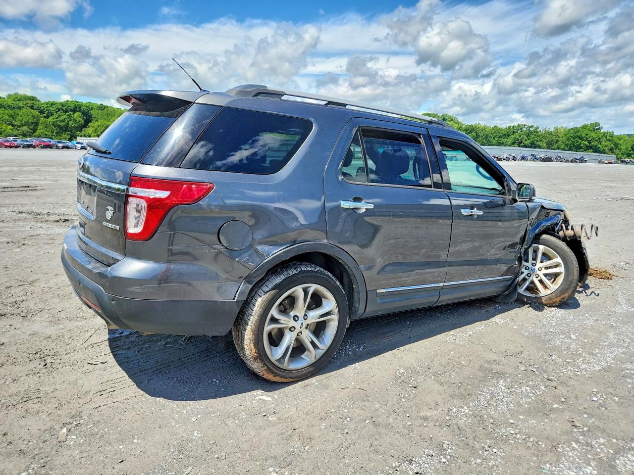 2015 FORD EXPLORER LIMITED photo 5