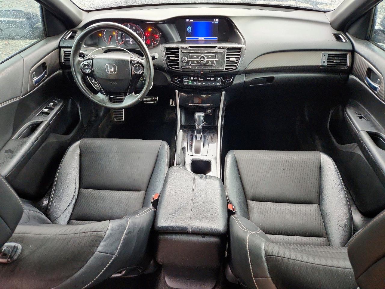2016 HONDA ACCORD SPORT photo 22