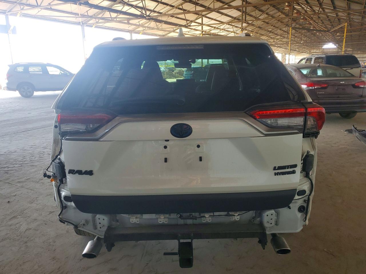 2022 TOYOTA RAV4 LIMITED photo 6