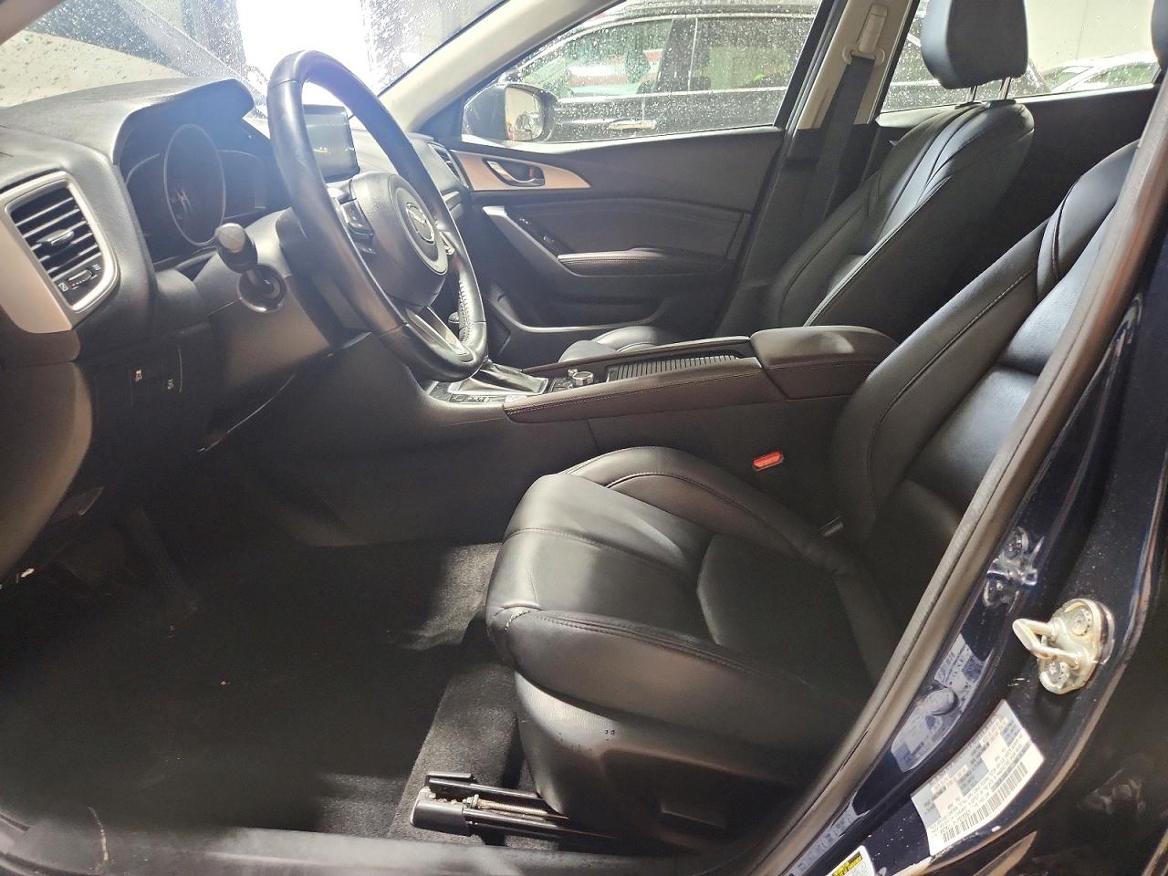 2018 MAZDA 3 TOURING photo 13