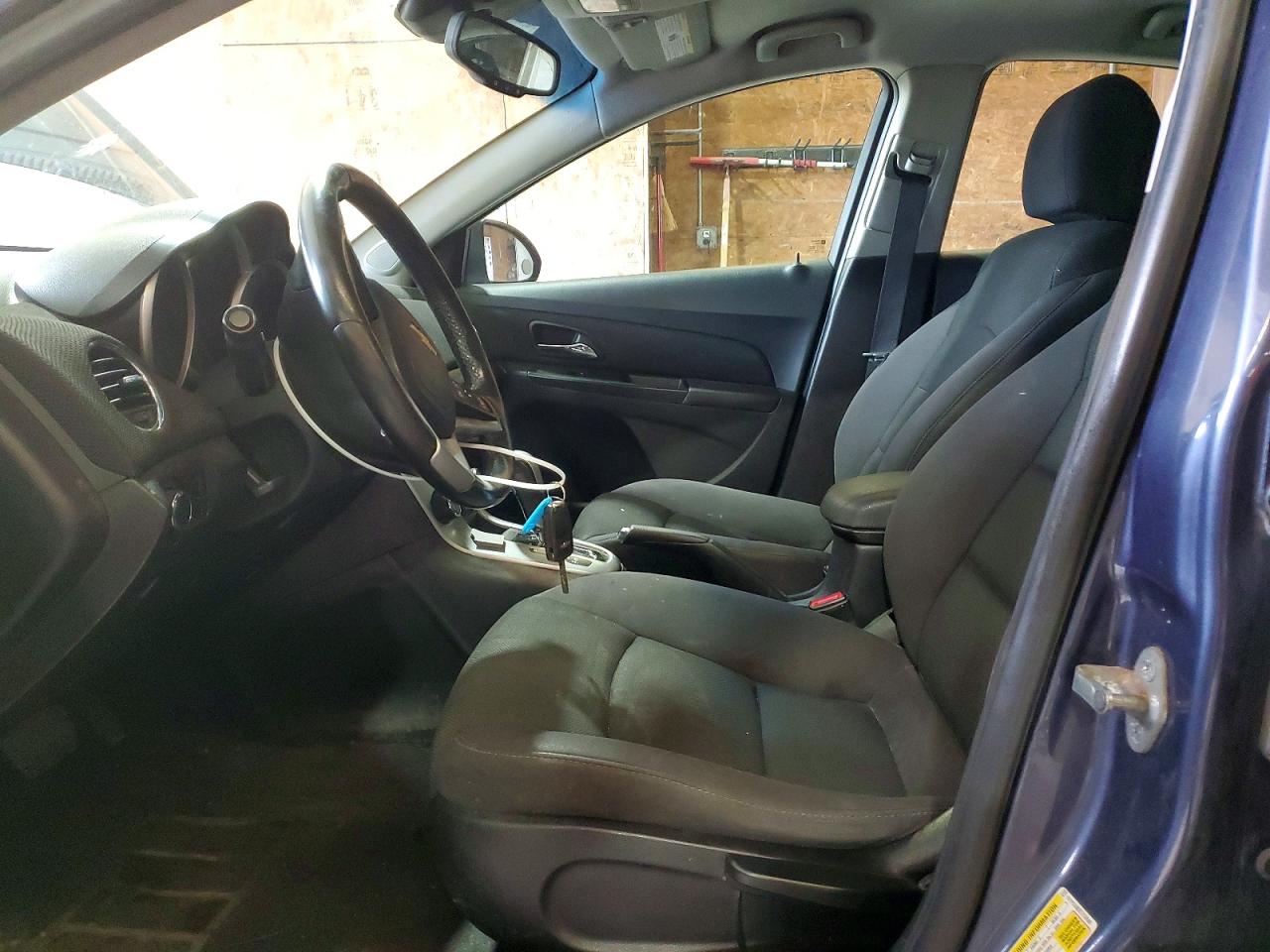2014 CHEVROLET CRUZE photo 19