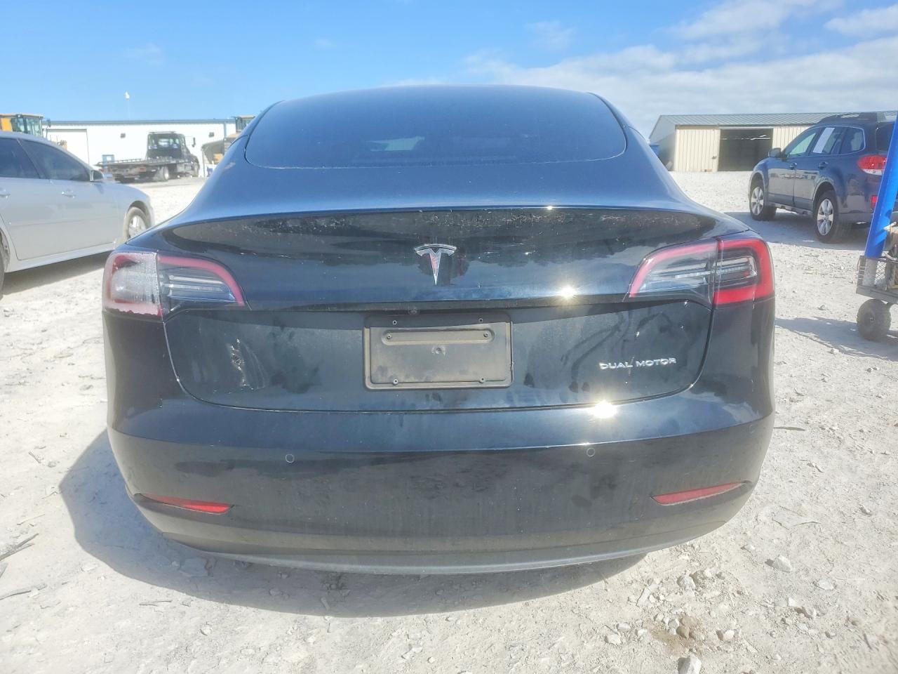 2022 TESLA MODEL 3 photo 16