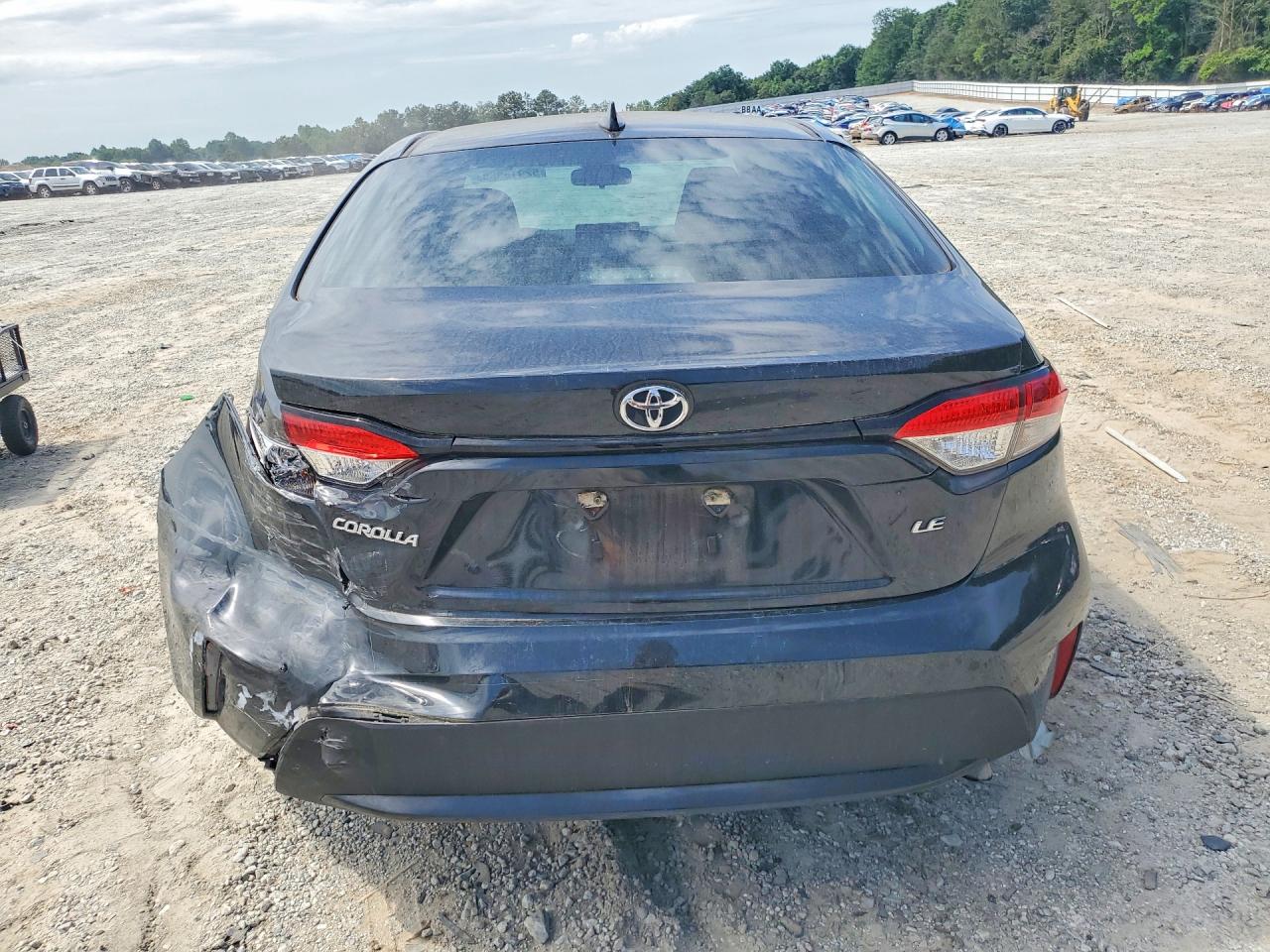 2020 TOYOTA COROLLA LE photo 11