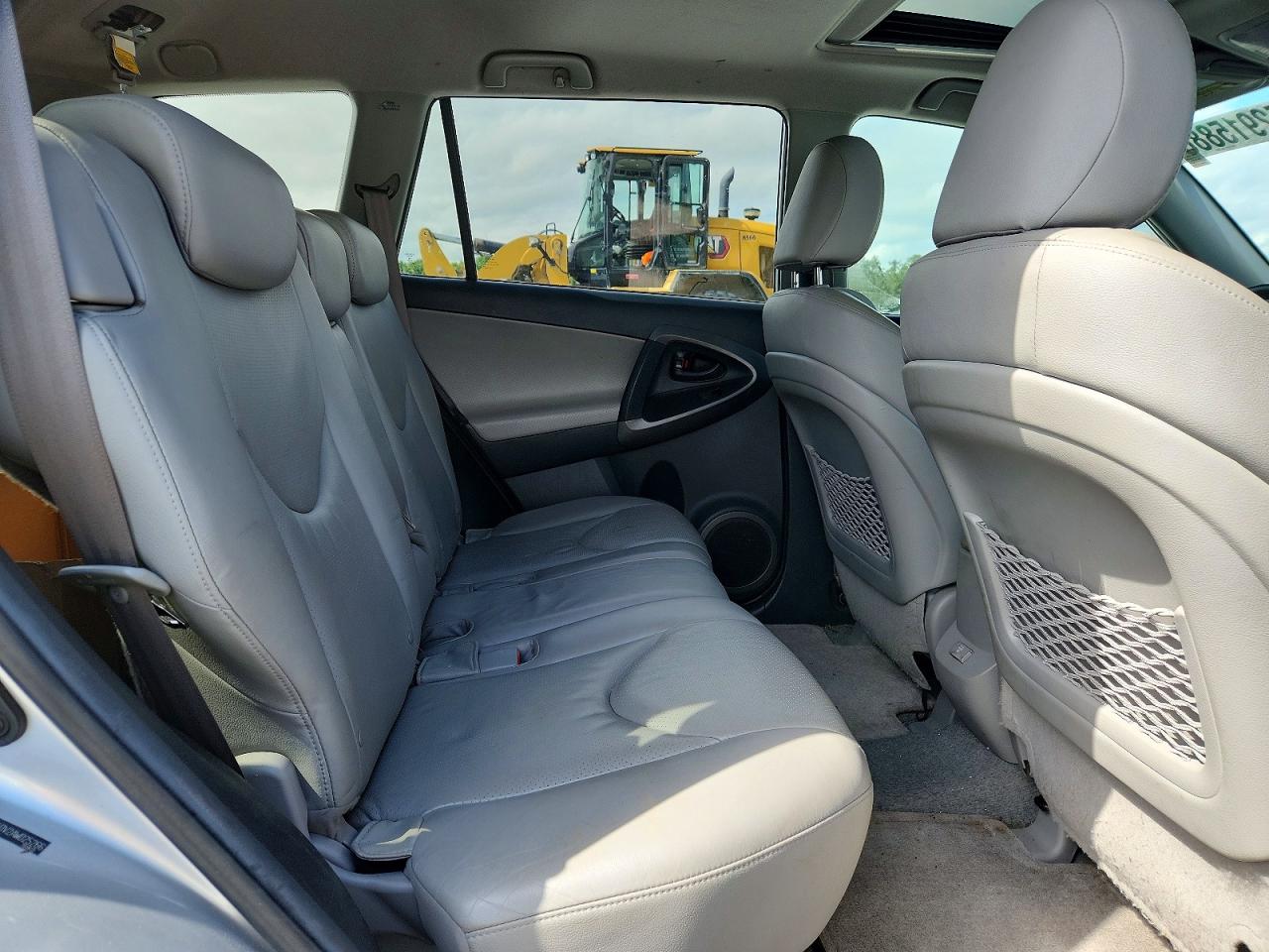 2010 TOYOTA RAV4 LIMITED photo 21