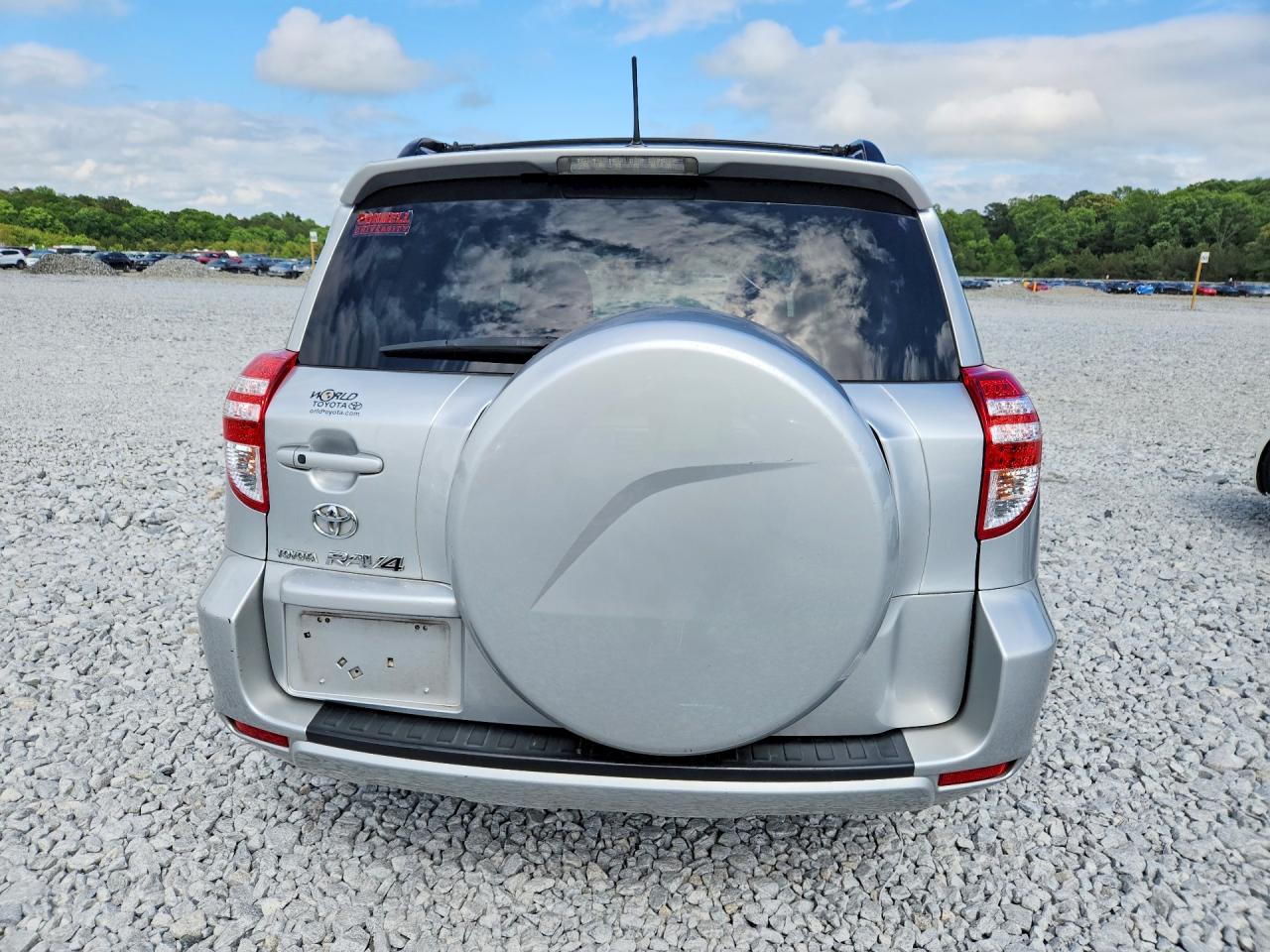 2010 TOYOTA RAV4 LIMITED photo 11
