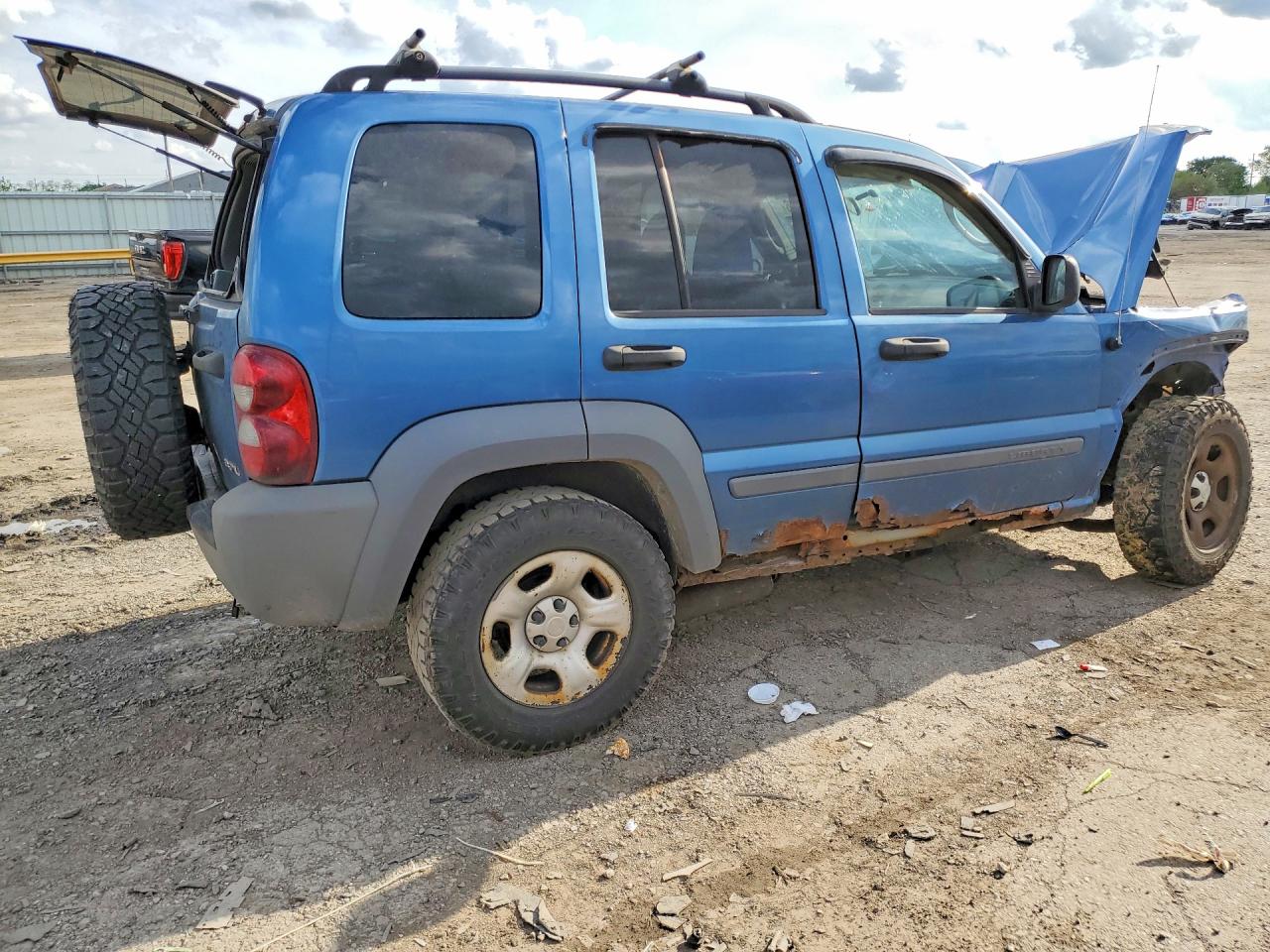 2005 JEEP LIBERTY SPORT photo 5