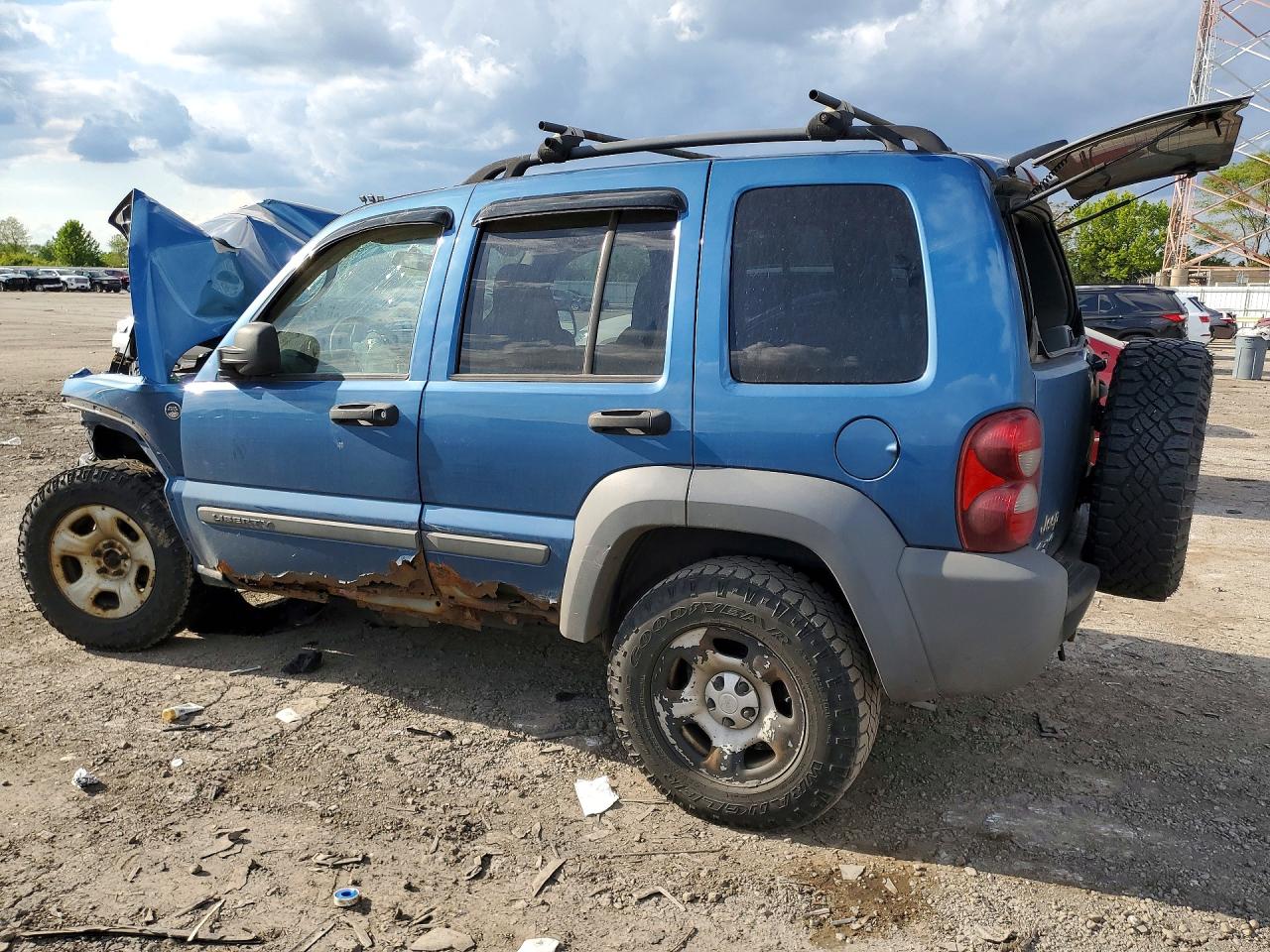 2005 JEEP LIBERTY SPORT photo 3