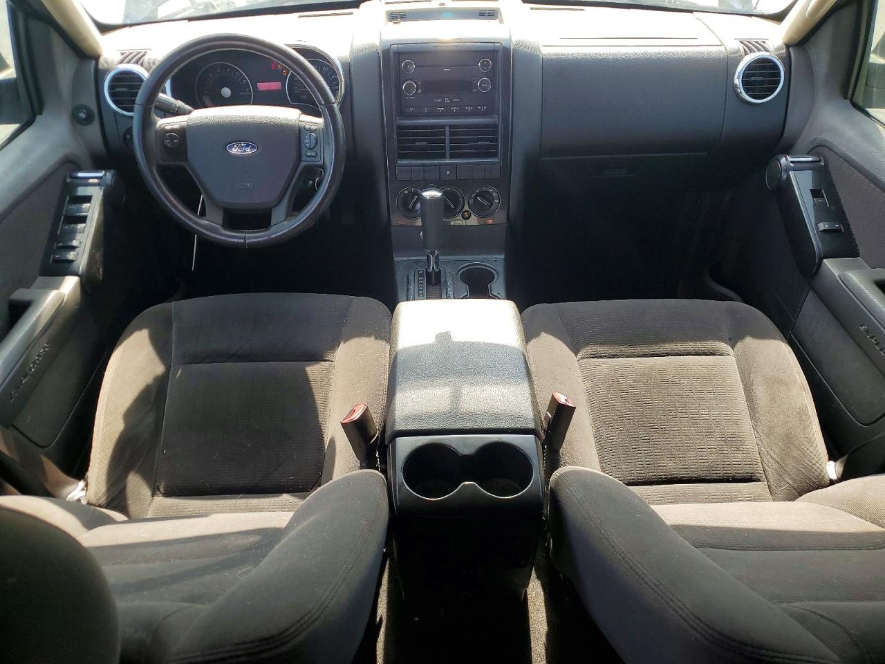 2010 FORD EXPLORER XLT photo 22