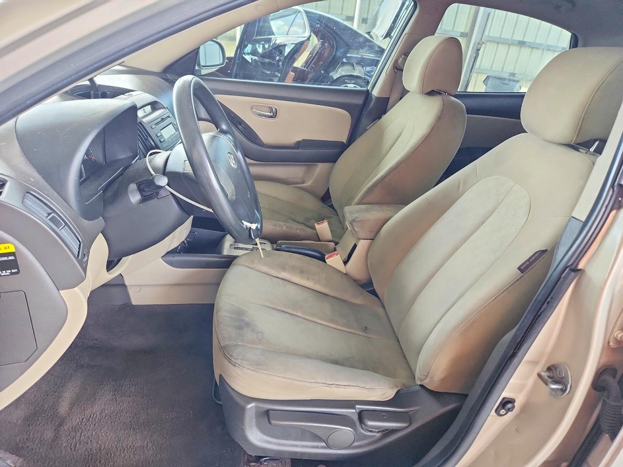 2010 HYUNDAI ELANTRA GLS photo 19