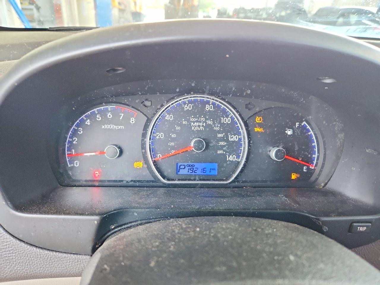 2010 HYUNDAI ELANTRA GLS photo 25