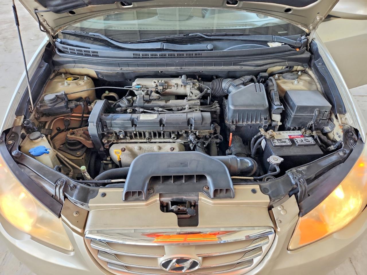 2010 HYUNDAI ELANTRA GLS photo 31