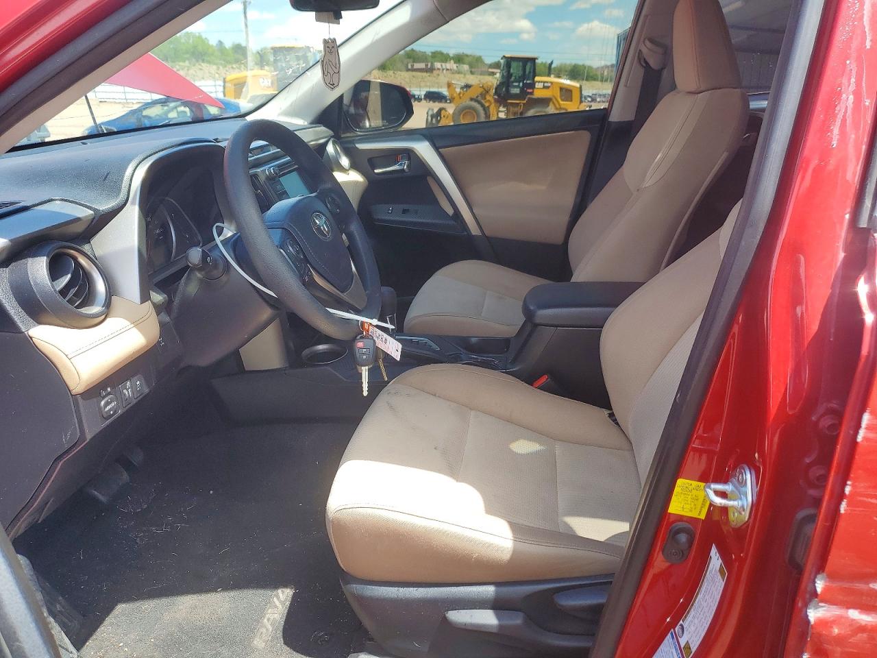 2015 TOYOTA RAV4 XLE photo 13