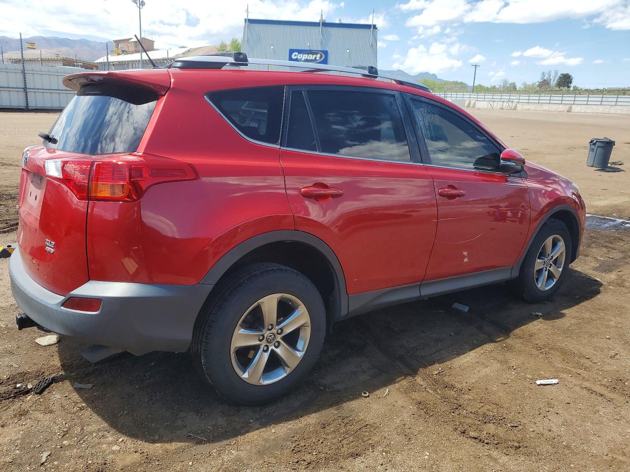 2015 TOYOTA RAV4 XLE photo 5