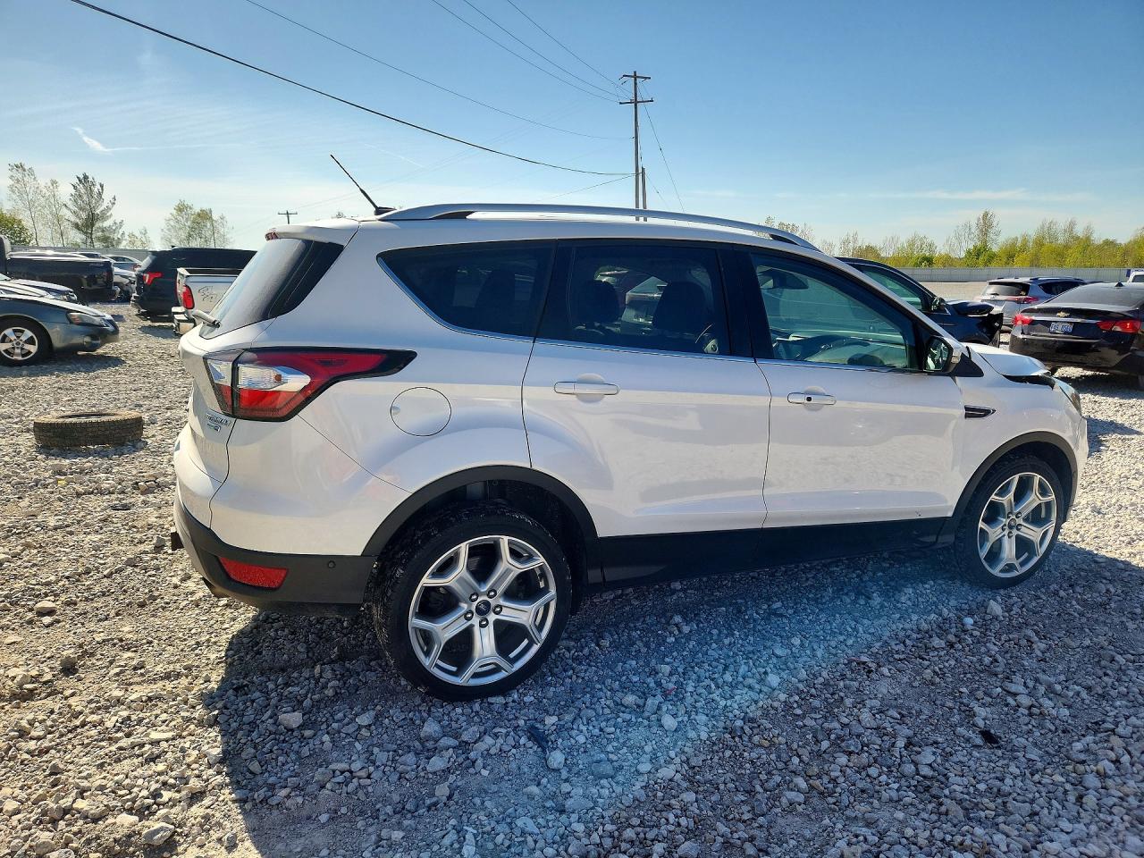 2017 FORD ESCAPE TITANIUM photo 5