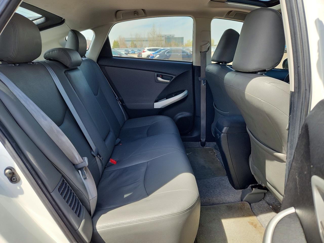 2012 TOYOTA PRIUS ONE photo 10
