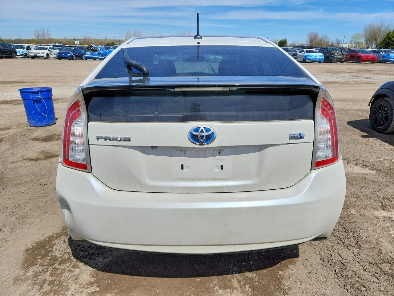 2012 TOYOTA PRIUS ONE photo 6