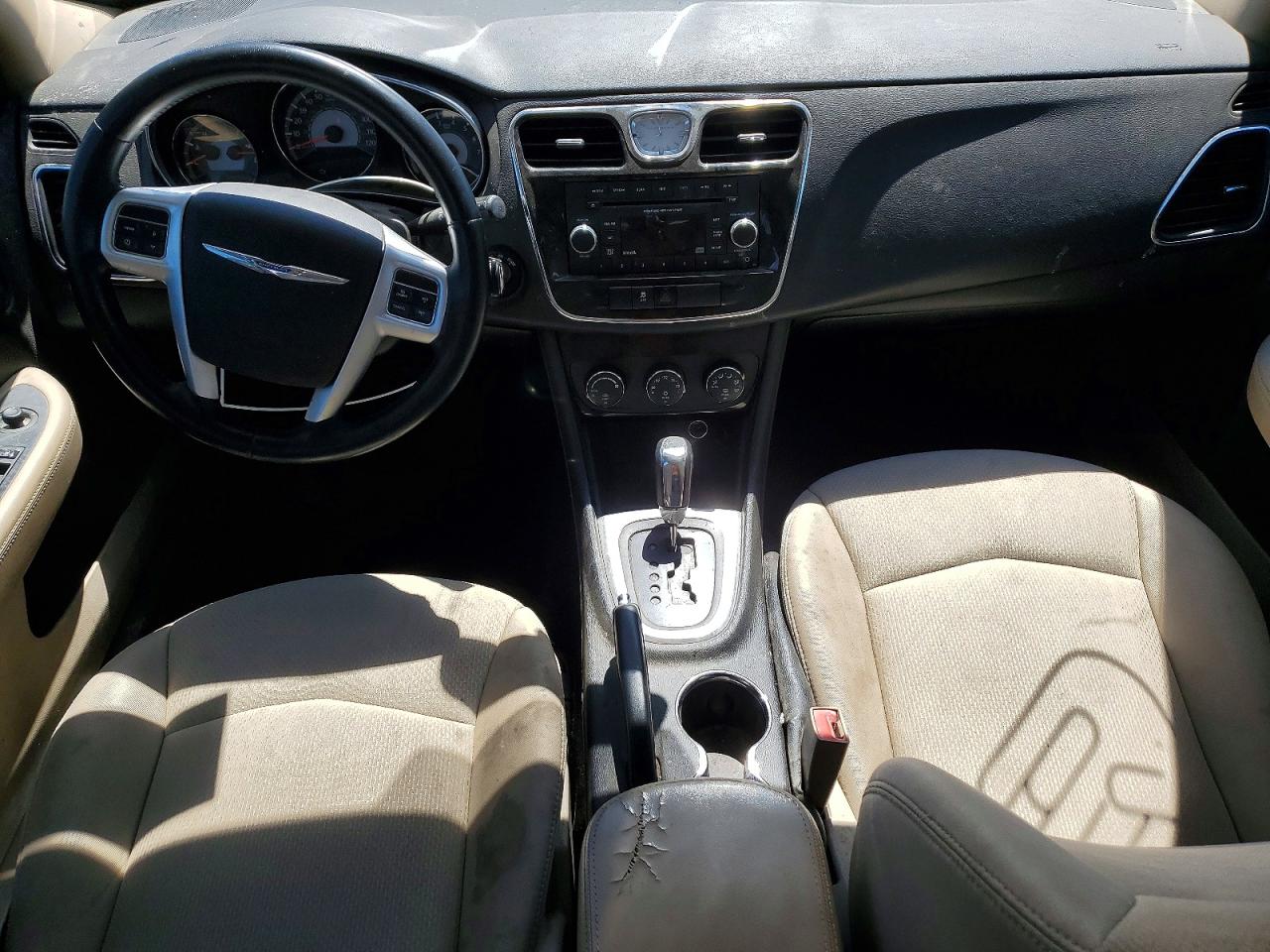 2013 CHRYSLER 200 TOURING photo 15