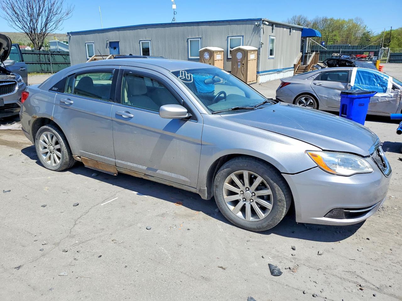2013 CHRYSLER 200 TOURING photo 7