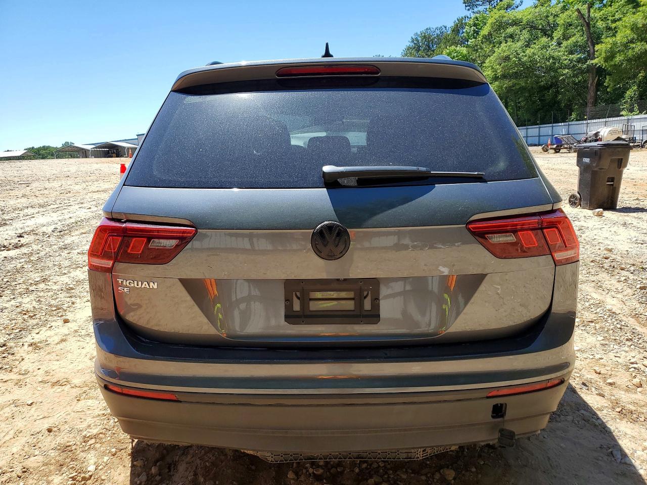 2020 VOLKSWAGEN TIGUAN SE photo 16