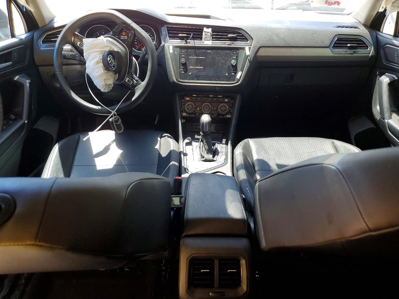 2020 VOLKSWAGEN TIGUAN SE photo 22