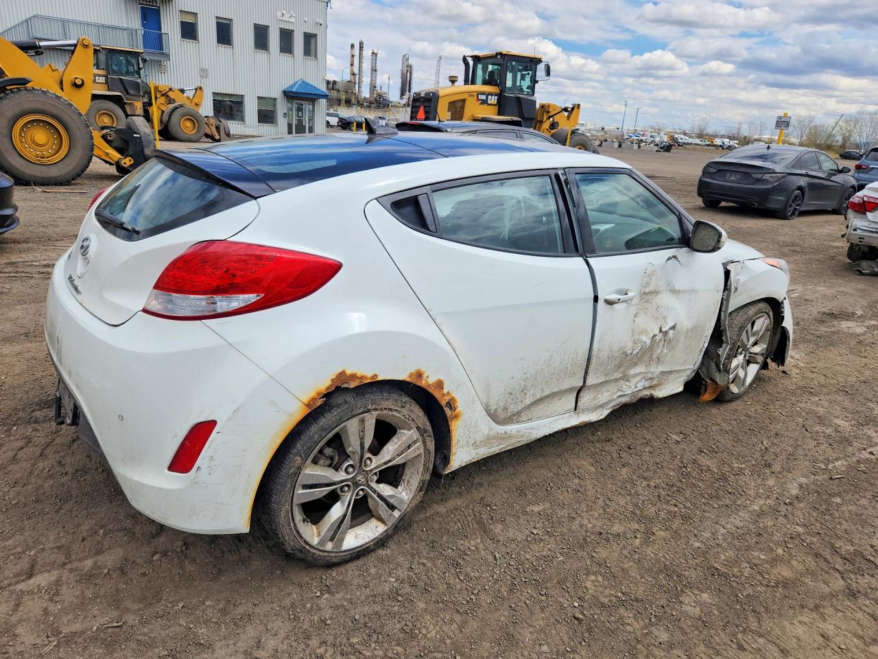 2015 HYUNDAI VELOSTER BASE photo 3