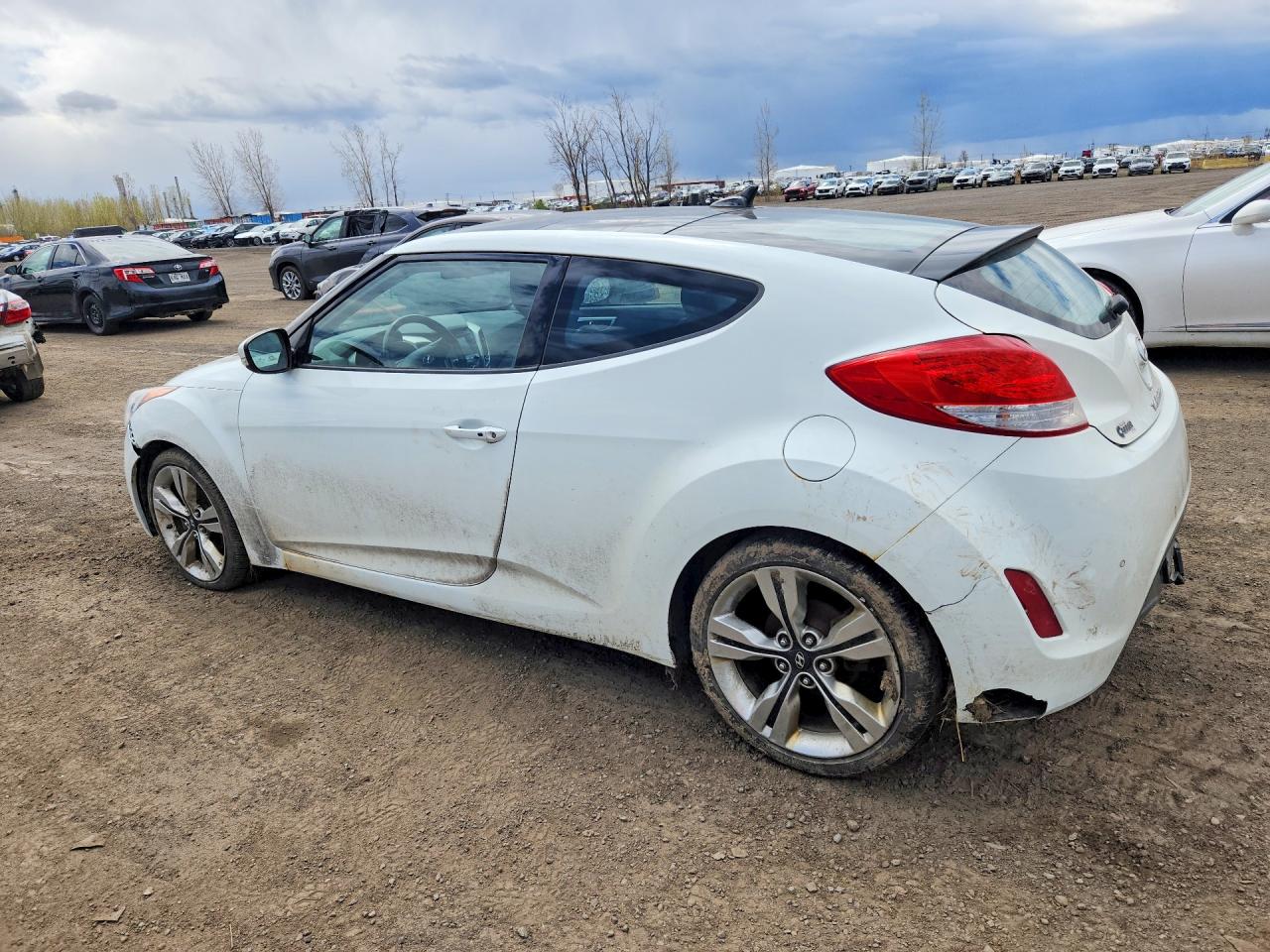 2015 HYUNDAI VELOSTER BASE photo 2