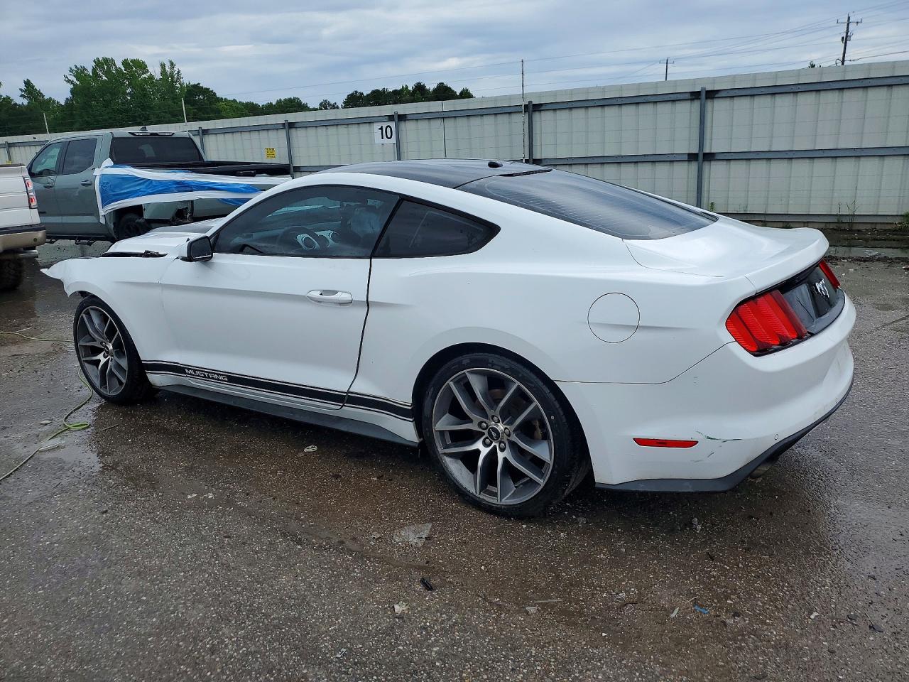 2016 FORD MUSTANG photo 3