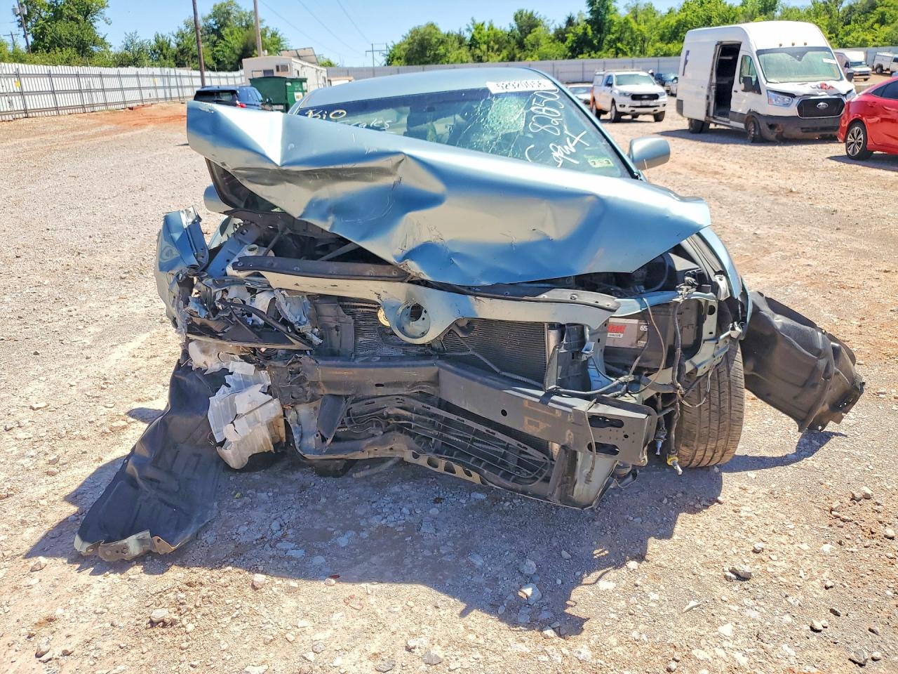 2009 TOYOTA CAMRY LE photo 9