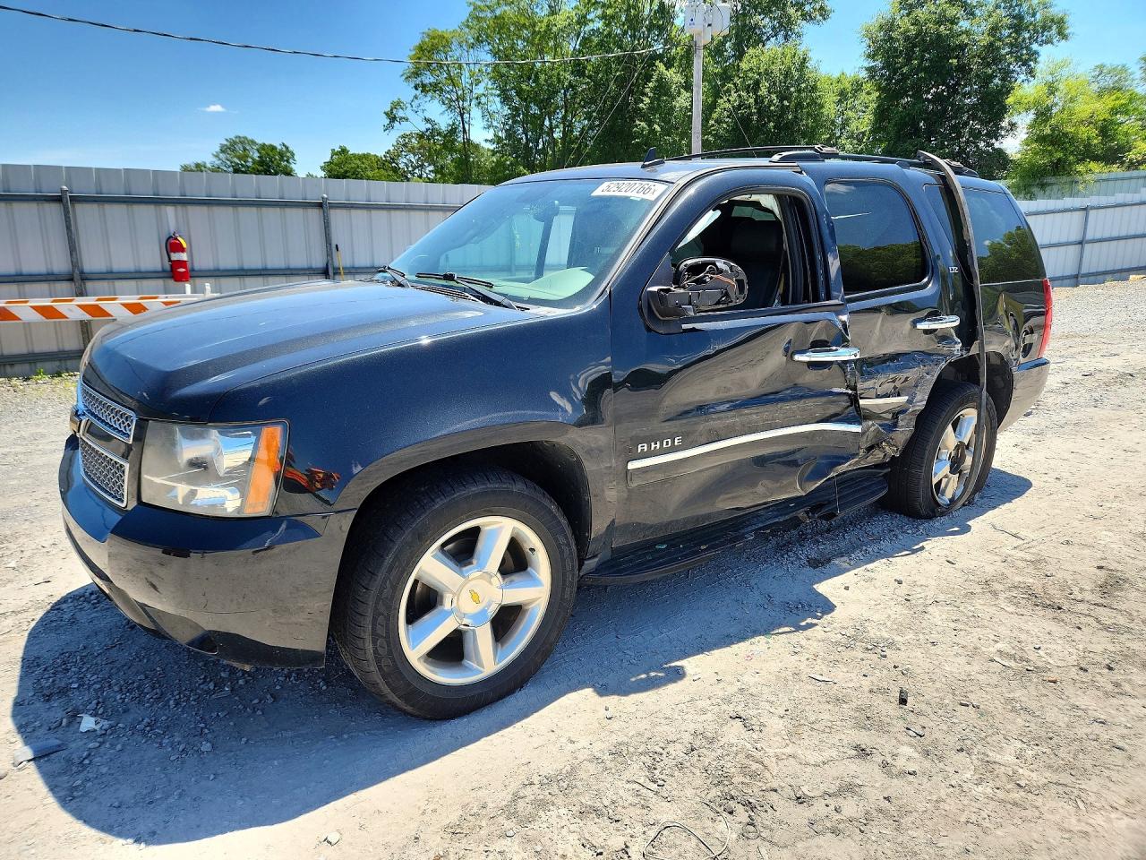 2011 CHEVROLET TAHOE