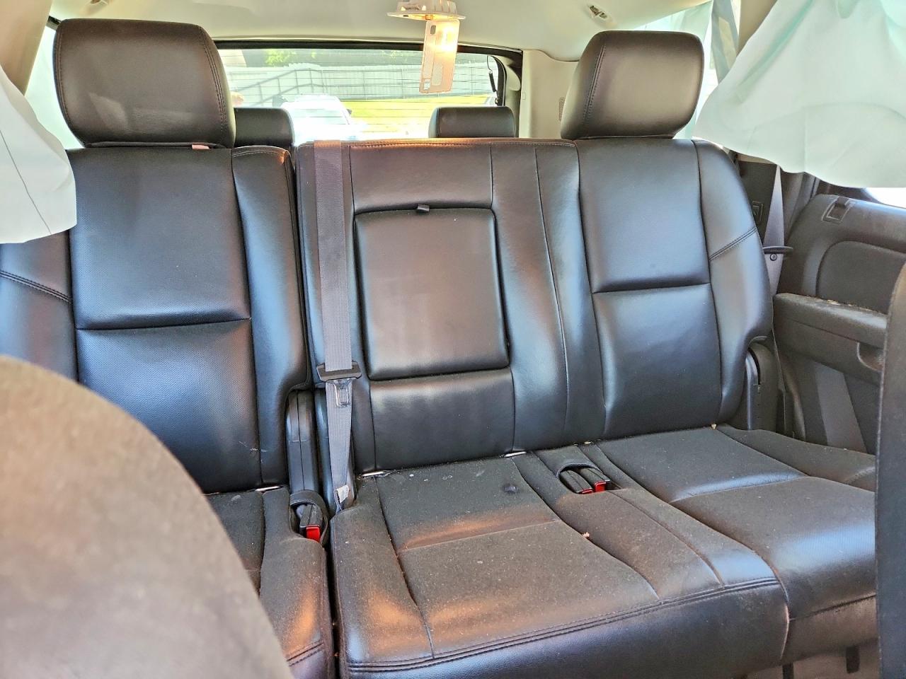 2011 CHEVROLET TAHOE K1500 LTZ photo 31