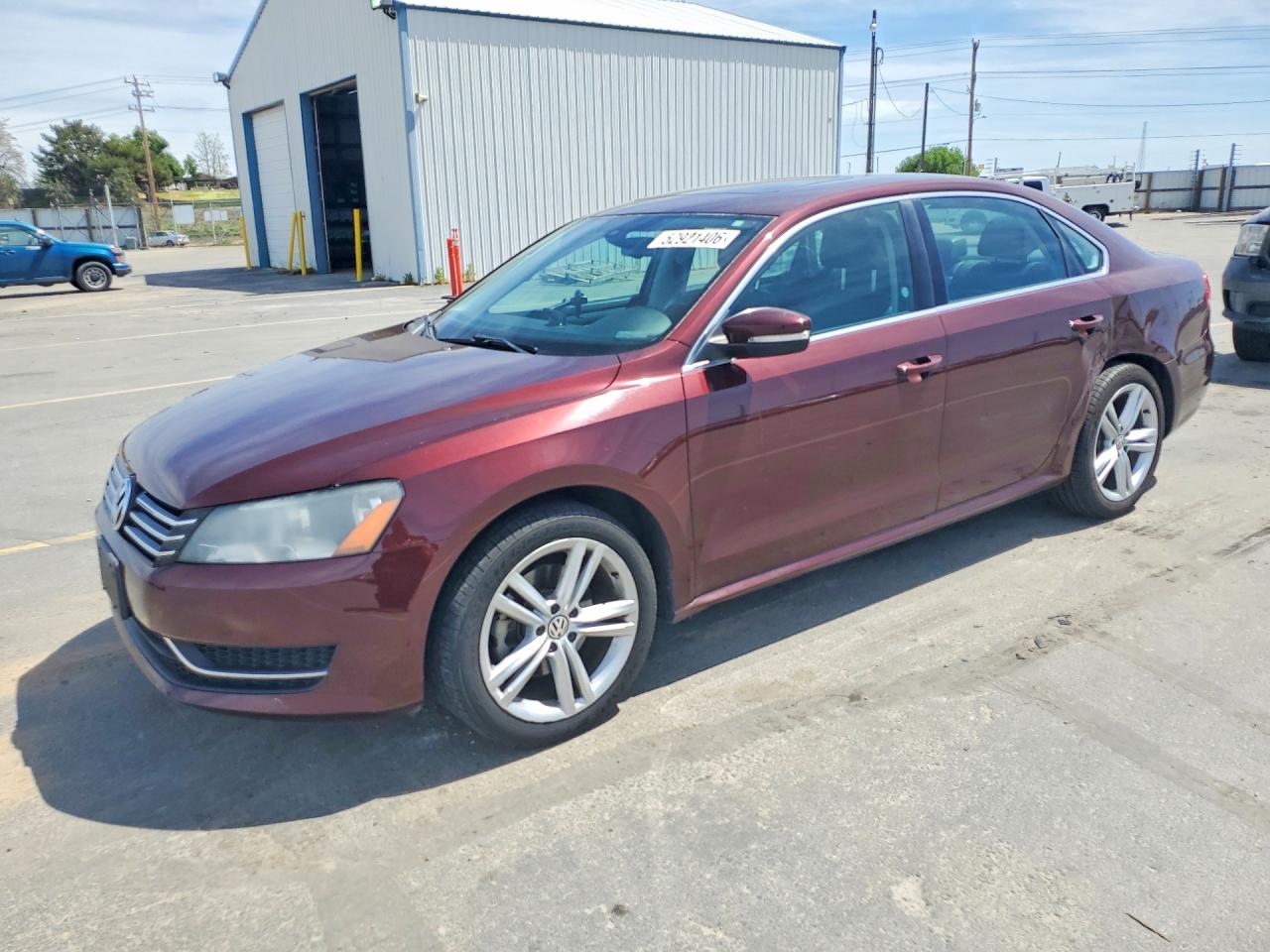 2014 VOLKSWAGEN PASSAT