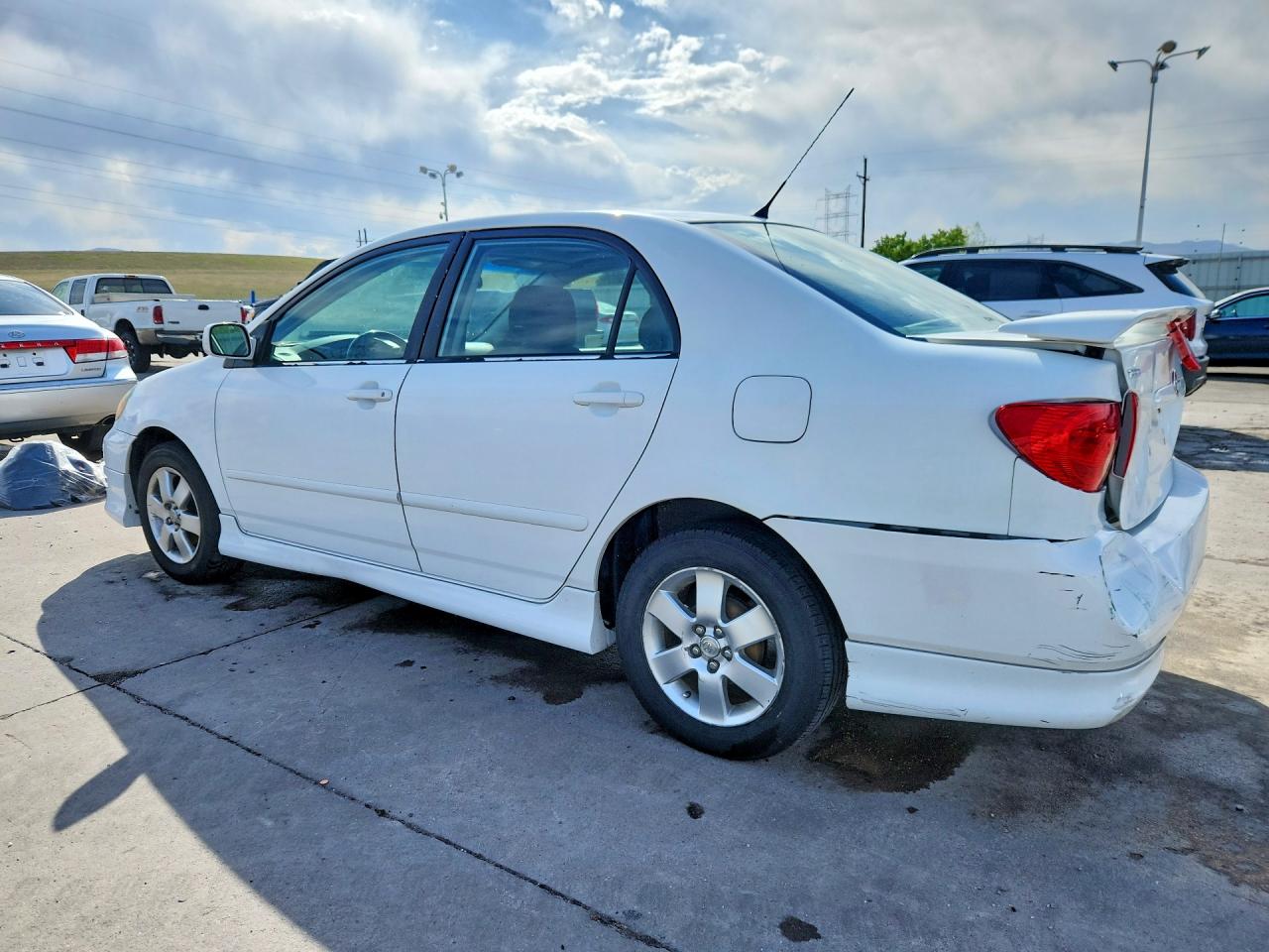 2005 TOYOTA COROLLA S photo 3
