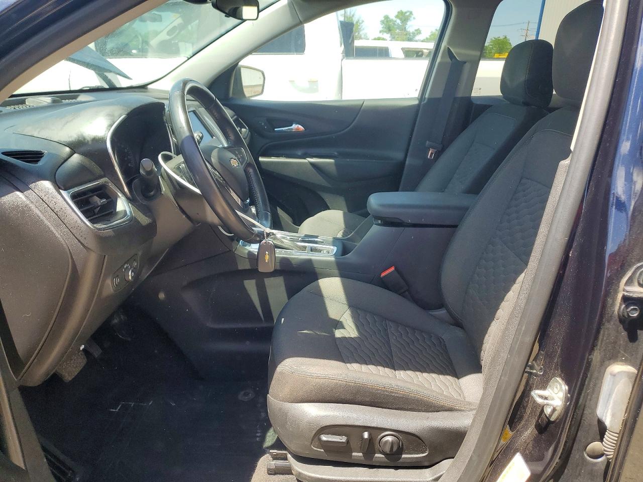 2020 CHEVROLET EQUINOX LT photo 7