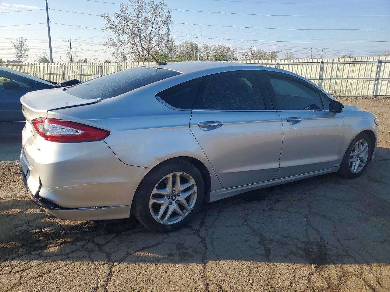 2016 FORD FUSION SE photo 7