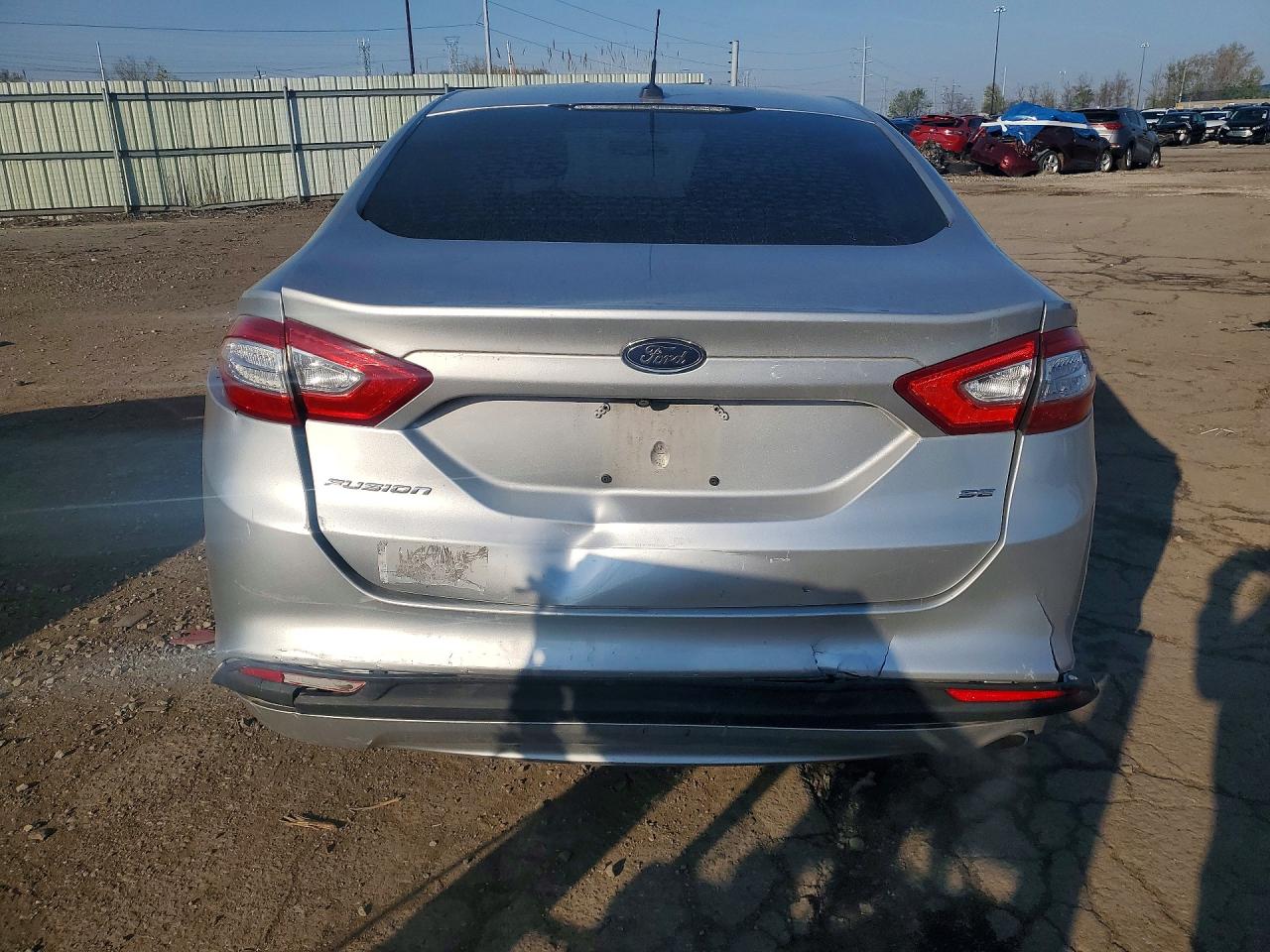 2016 FORD FUSION SE photo 16