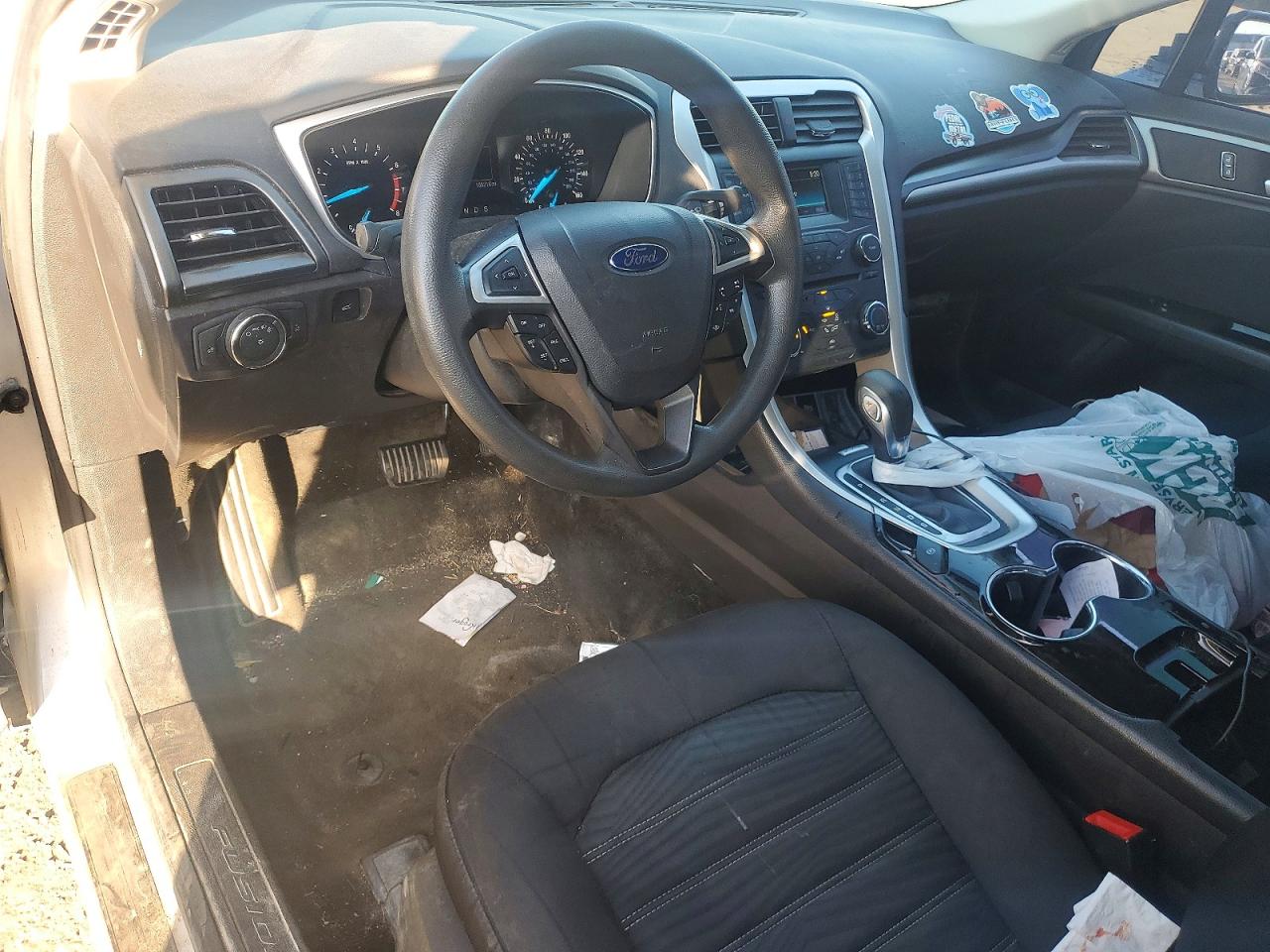 2016 FORD FUSION SE photo 22