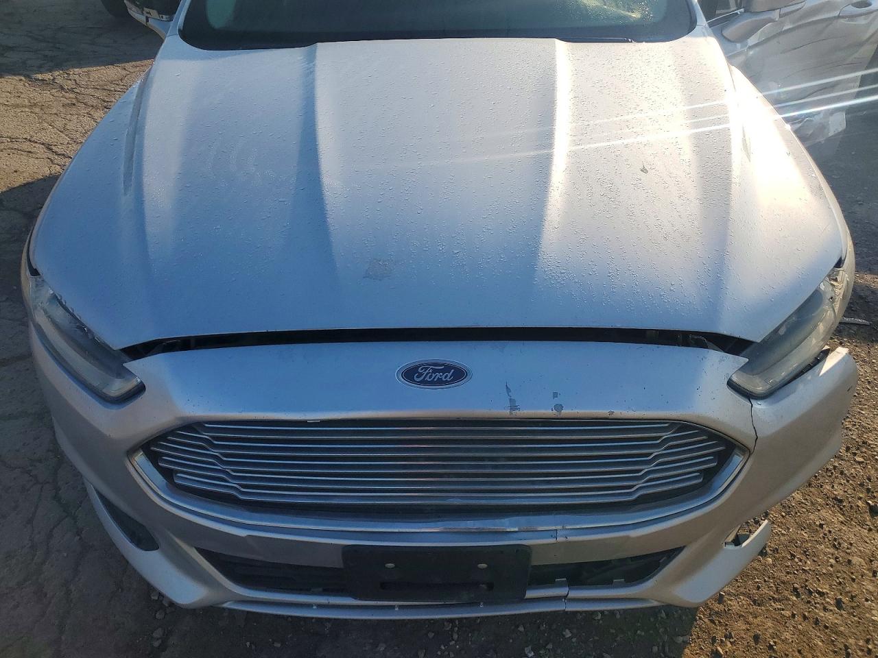 2016 FORD FUSION SE photo 31