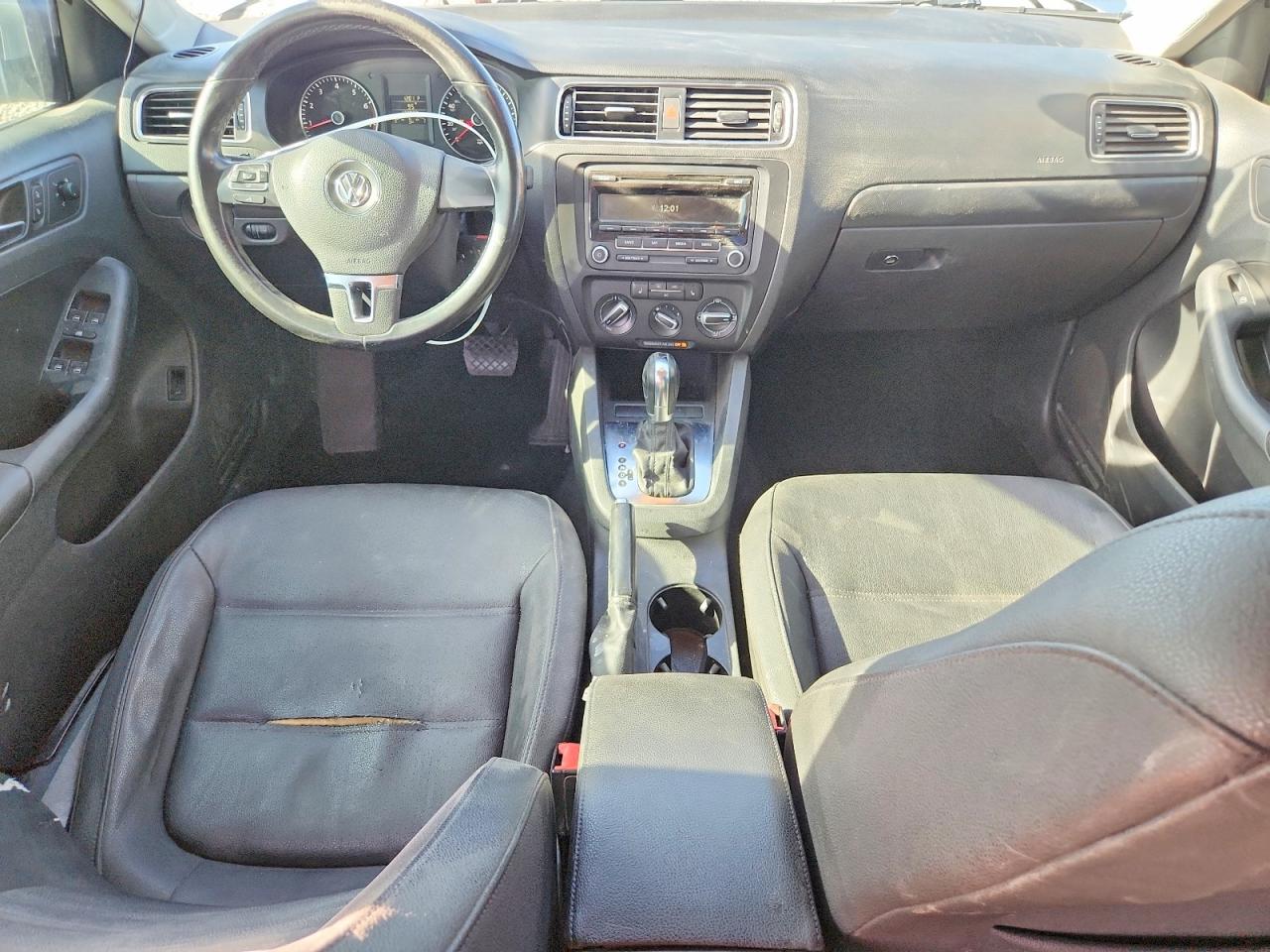 2012 VOLKSWAGEN JETTA SE photo 22