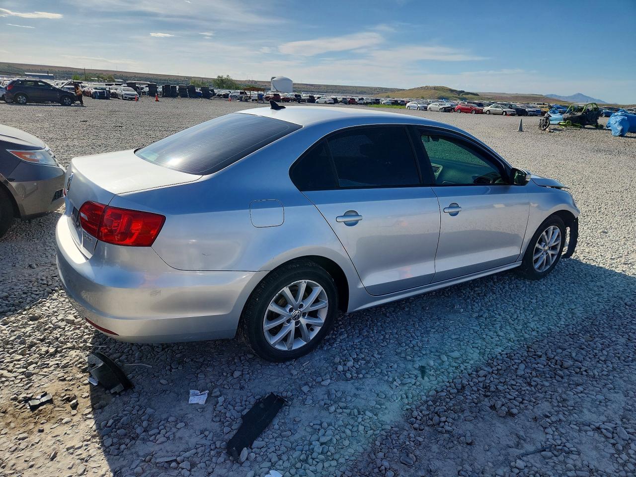 2012 VOLKSWAGEN JETTA SE photo 7