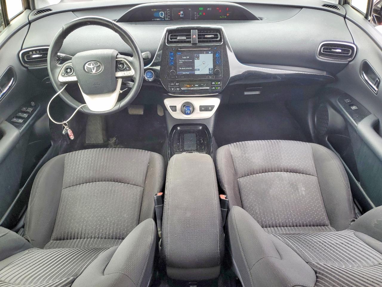 2017 TOYOTA PRIUS THREE photo 15