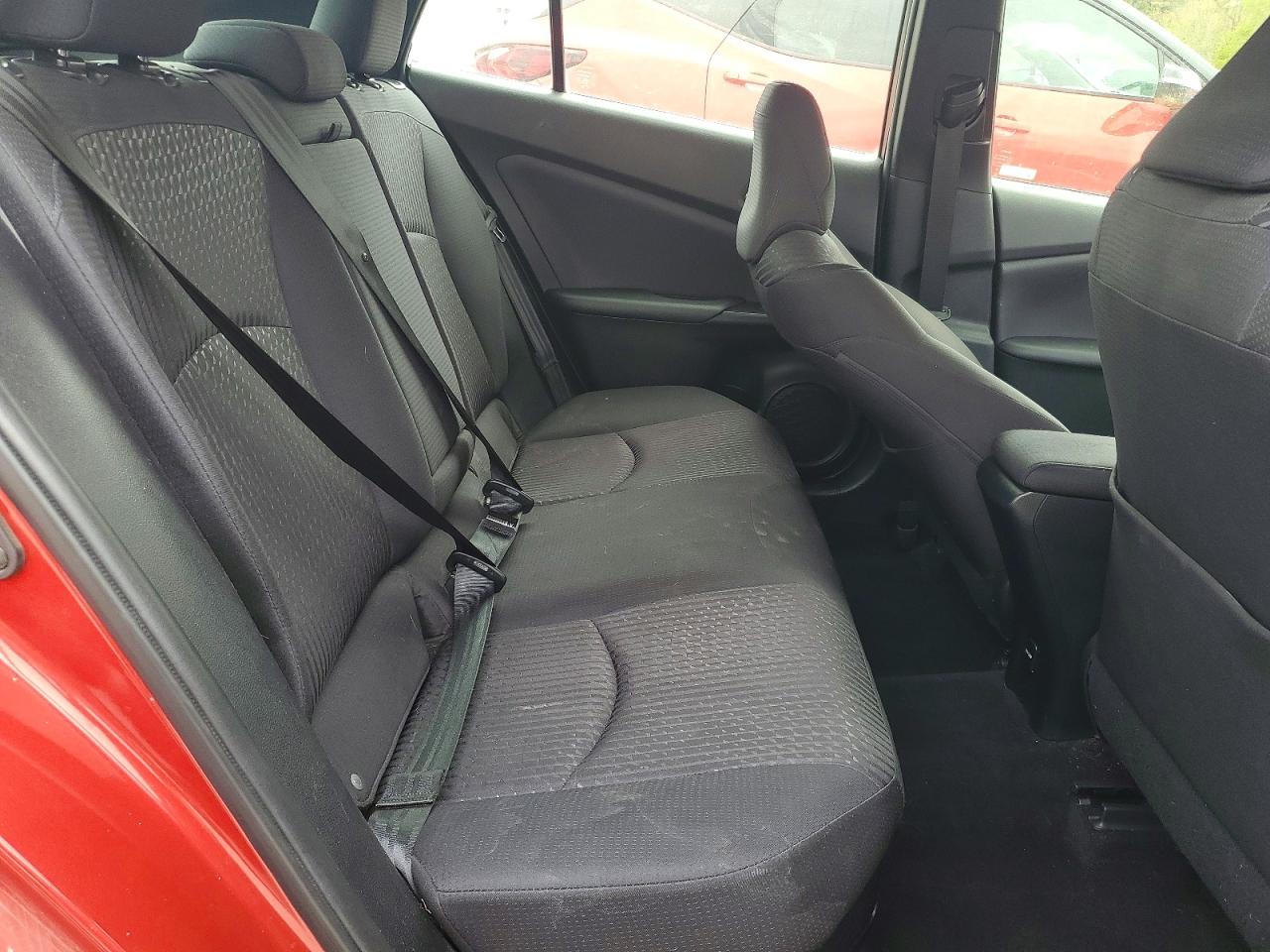 2017 TOYOTA PRIUS THREE photo 19