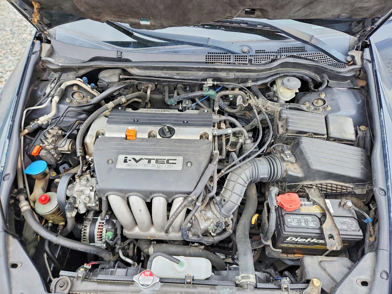 2004 HONDA ACCORD LX photo 21
