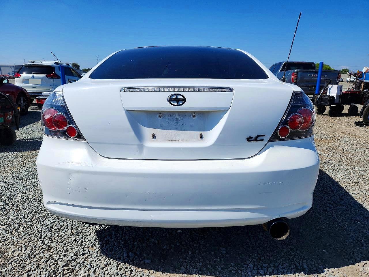 2009 TOYOTA SCION photo 11