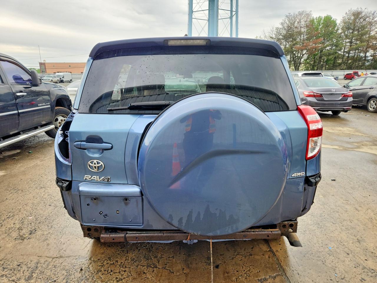 2011 TOYOTA RAV4 BASE photo 6