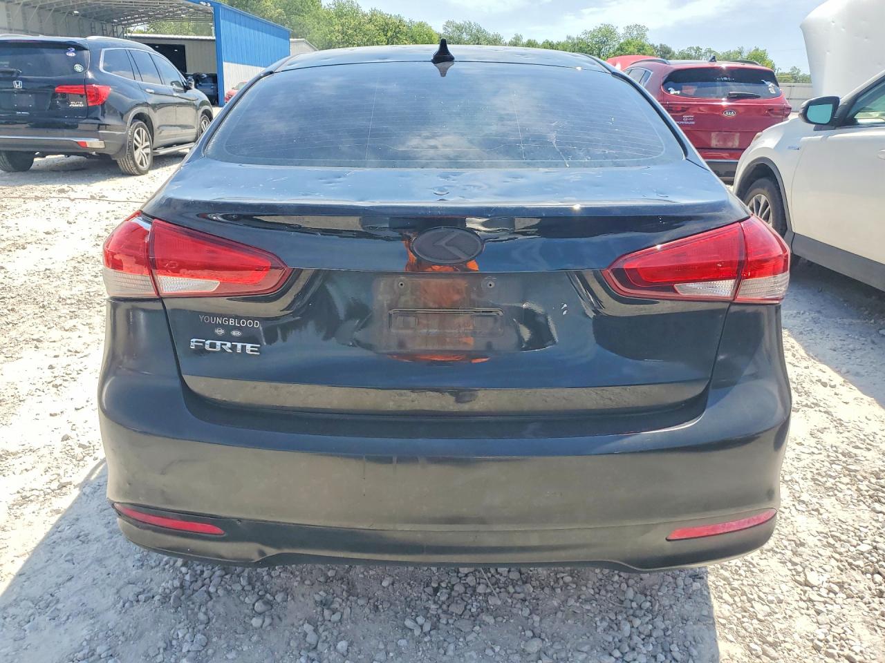 2018 KIA FORTE LX photo 6