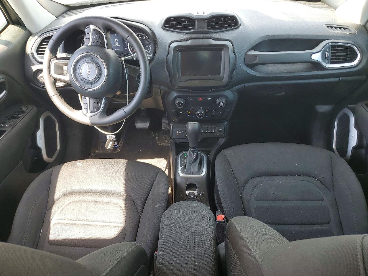 2020 JEEP RENEGADE LATITUDE photo 22