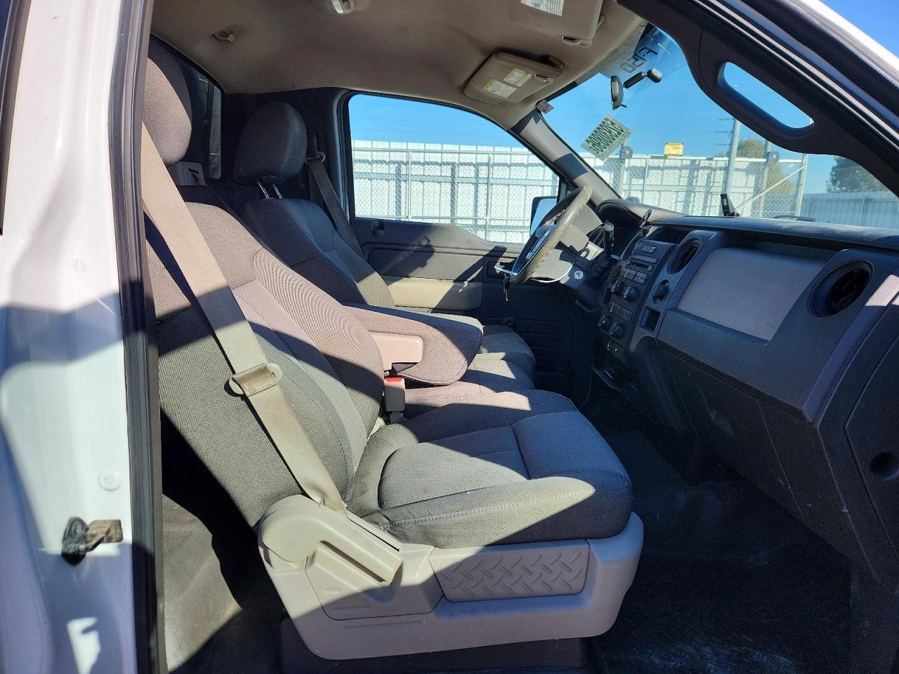 2009 FORD F150 photo 19
